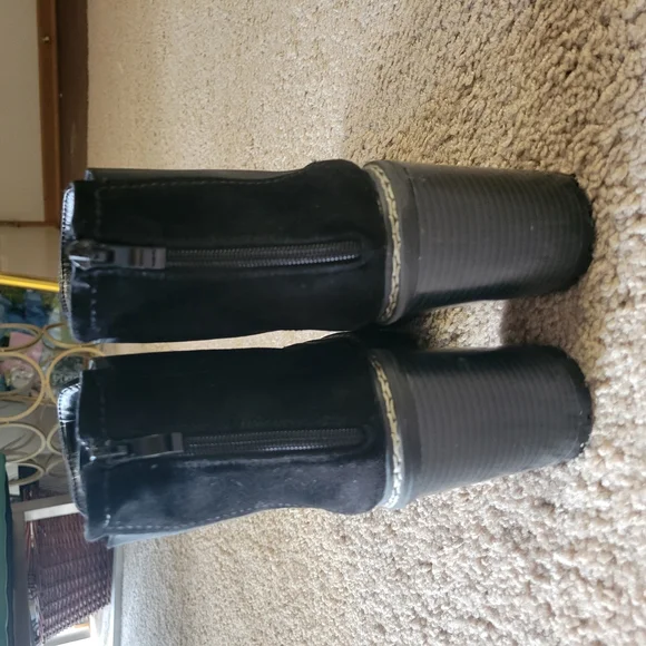 Olivia Miller Emily Chunky Heel Chelsea Boots, Size 8 - Picture 3 of 9